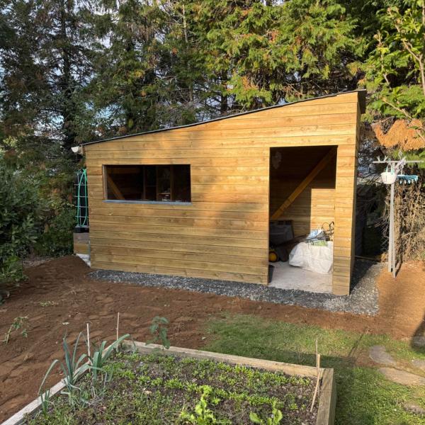 Image après Démolition et Construction d'une cabane de Jardin
