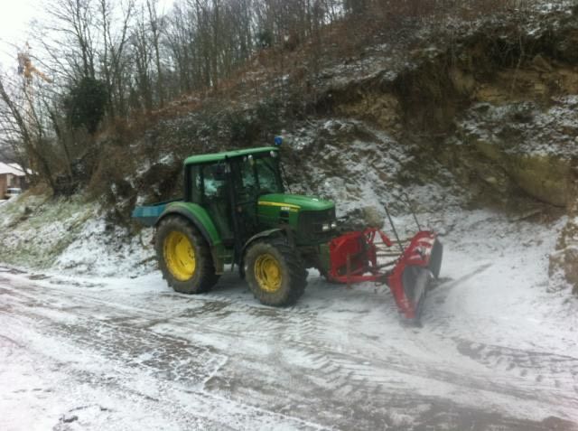 Image avant Déneigement d’un parking d’entreprise